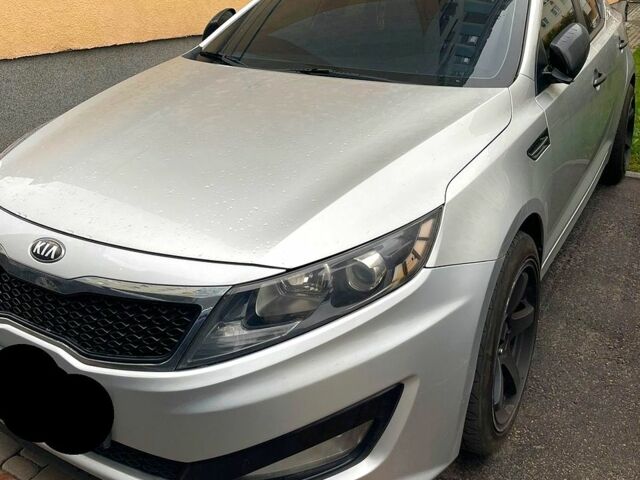 Киа K5, объемом двигателя 2 л и пробегом 192 тыс. км за 9000 $, фото 1 на Automoto.ua