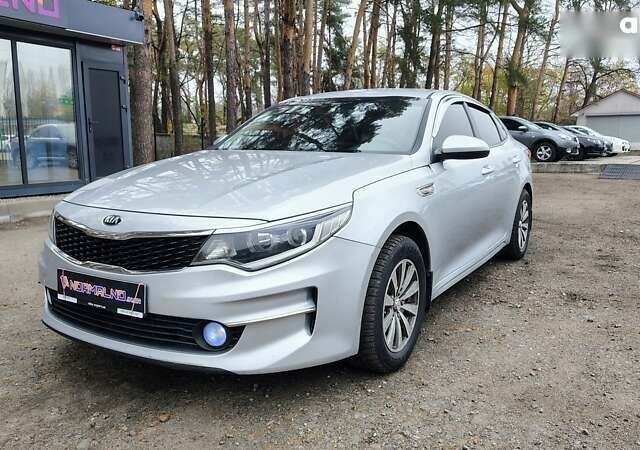 Киа K5, объемом двигателя 2 л и пробегом 314 тыс. км за 9999 $, фото 1 на Automoto.ua