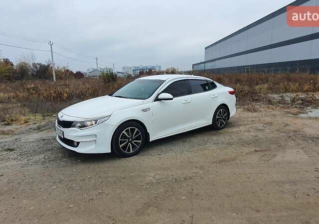 Киа K5, объемом двигателя 2 л и пробегом 400 тыс. км за 10900 $, фото 1 на Automoto.ua