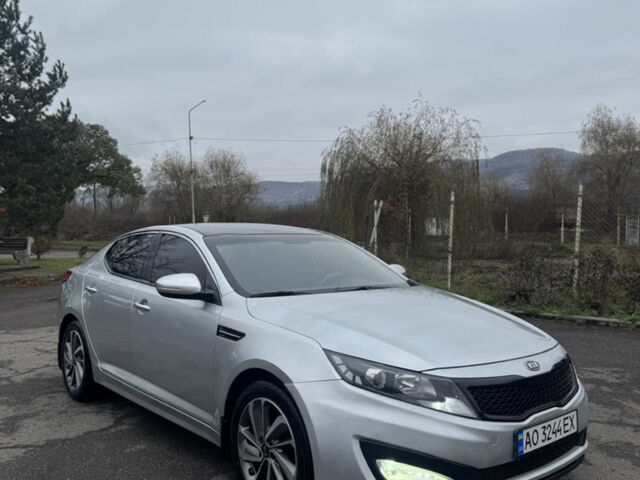 Сірий Кіа K5, об'ємом двигуна 2 л та пробігом 216 тис. км за 7499 $, фото 1 на Automoto.ua