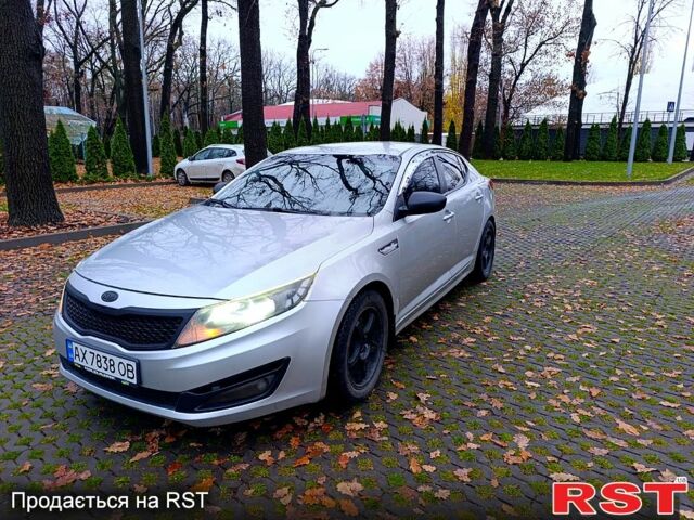 Сірий Кіа K5, об'ємом двигуна 2 л та пробігом 405 тис. км за 7500 $, фото 1 на Automoto.ua