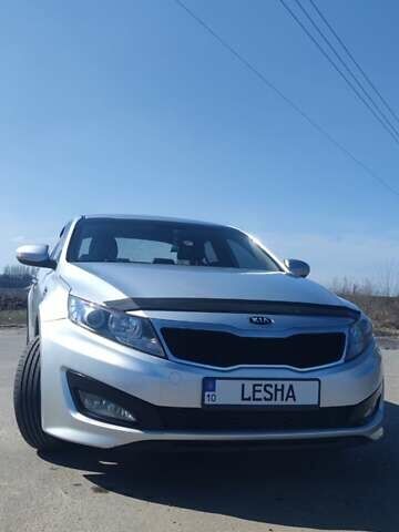 Сірий Кіа K5, об'ємом двигуна 2 л та пробігом 310 тис. км за 8200 $, фото 1 на Automoto.ua