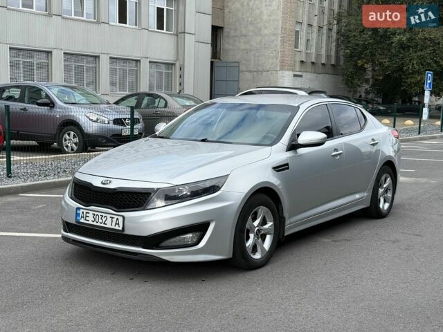Серый Киа K5, объемом двигателя 2 л и пробегом 220 тыс. км за 6300 $, фото 1 на Automoto.ua