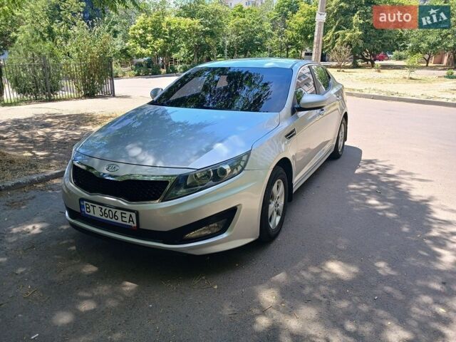 Сірий Кіа K5, об'ємом двигуна 2 л та пробігом 299 тис. км за 7499 $, фото 1 на Automoto.ua