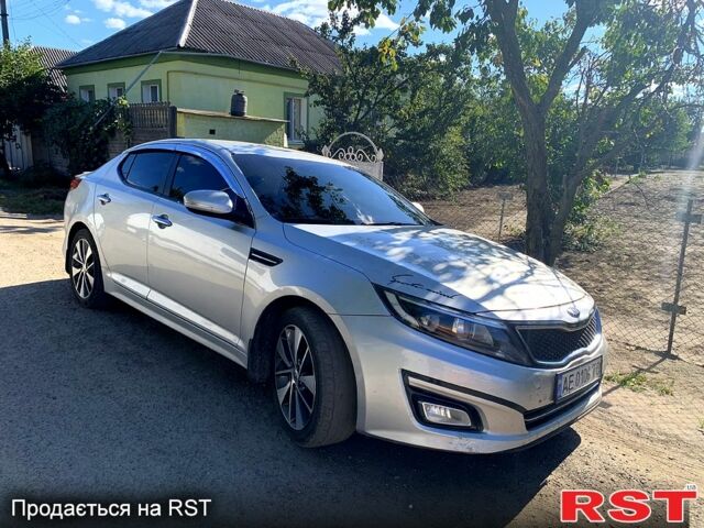 Серый Киа K5, объемом двигателя 2 л и пробегом 220 тыс. км за 7700 $, фото 1 на Automoto.ua