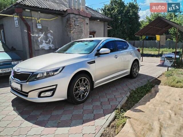 Сірий Кіа K5, об'ємом двигуна 2 л та пробігом 127 тис. км за 9300 $, фото 1 на Automoto.ua