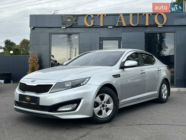 Сірий Кіа K5, об'ємом двигуна 2 л та пробігом 195 тис. км за 8200 $, фото 1 на Automoto.ua