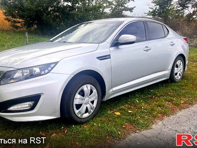 Сірий Кіа K5, об'ємом двигуна 2 л та пробігом 230 тис. км за 12000 $, фото 1 на Automoto.ua