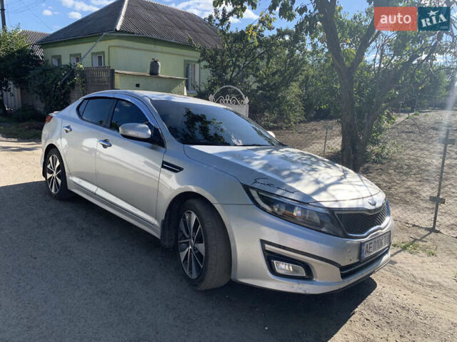 Сірий Кіа K5, об'ємом двигуна 2 л та пробігом 198 тис. км за 8200 $, фото 1 на Automoto.ua