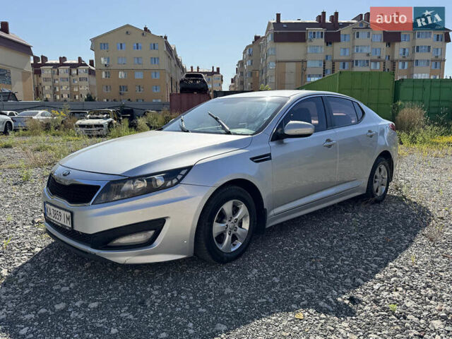 Серый Киа K5, объемом двигателя 2 л и пробегом 240 тыс. км за 6999 $, фото 1 на Automoto.ua