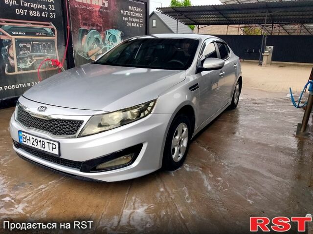 Серый Киа K5, объемом двигателя 2 л и пробегом 0 тыс. км за 8000 $, фото 1 на Automoto.ua