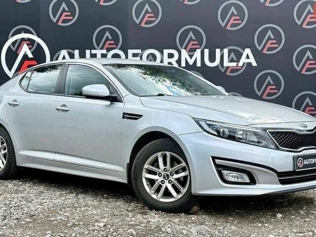 Серый Киа K5, объемом двигателя 2 л и пробегом 244 тыс. км за 9900 $, фото 1 на Automoto.ua