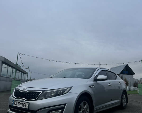 Серый Киа K5, объемом двигателя 2 л и пробегом 246 тыс. км за 7600 $, фото 1 на Automoto.ua