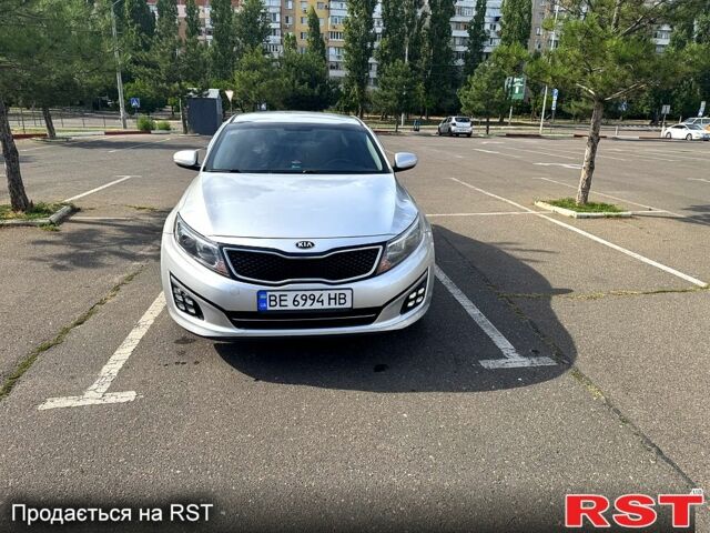 Серый Киа K5, объемом двигателя 2 л и пробегом 280 тыс. км за 9700 $, фото 1 на Automoto.ua
