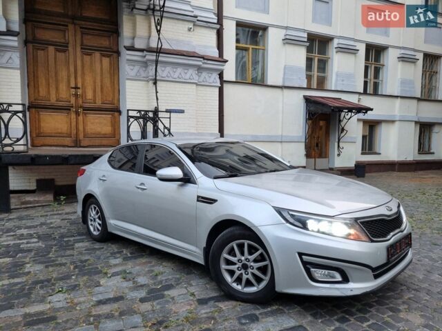Сірий Кіа K5, об'ємом двигуна 2 л та пробігом 275 тис. км за 7500 $, фото 1 на Automoto.ua