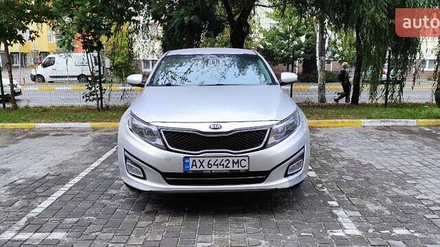 Серый Киа K5, объемом двигателя 2 л и пробегом 222 тыс. км за 10900 $, фото 1 на Automoto.ua
