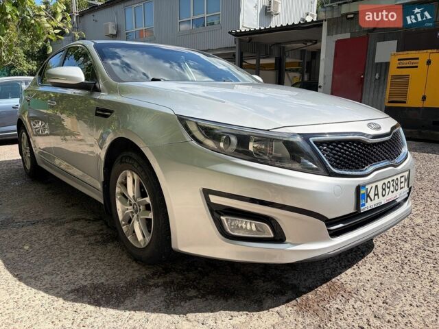 Сірий Кіа K5, об'ємом двигуна 2 л та пробігом 244 тис. км за 9300 $, фото 1 на Automoto.ua