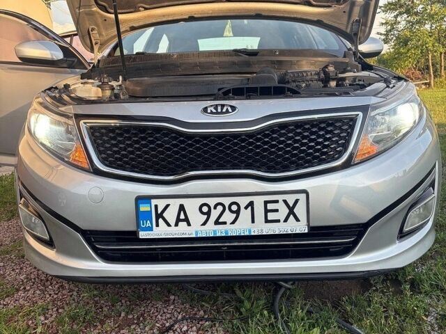 Сірий Кіа K5, об'ємом двигуна 2 л та пробігом 200 тис. км за 9400 $, фото 1 на Automoto.ua