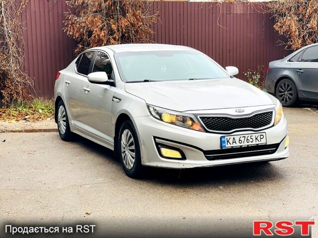 Серый Киа K5, объемом двигателя 2 л и пробегом 299 тыс. км за 6700 $, фото 1 на Automoto.ua