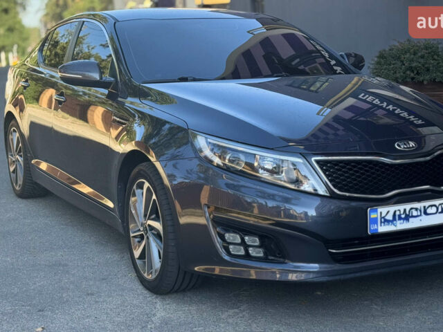 Сірий Кіа K5, об'ємом двигуна 2 л та пробігом 156 тис. км за 10900 $, фото 1 на Automoto.ua