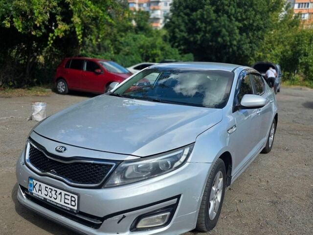 Серый Киа K5, объемом двигателя 2 л и пробегом 248 тыс. км за 8000 $, фото 1 на Automoto.ua