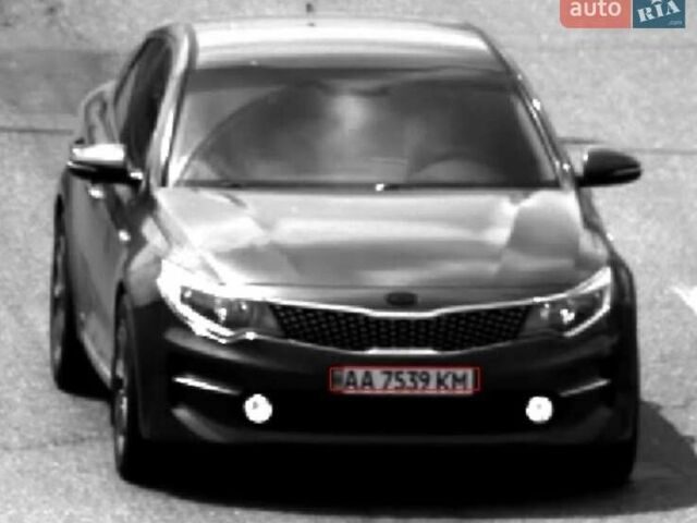 Сірий Кіа K5, об'ємом двигуна 2 л та пробігом 260 тис. км за 12499 $, фото 1 на Automoto.ua