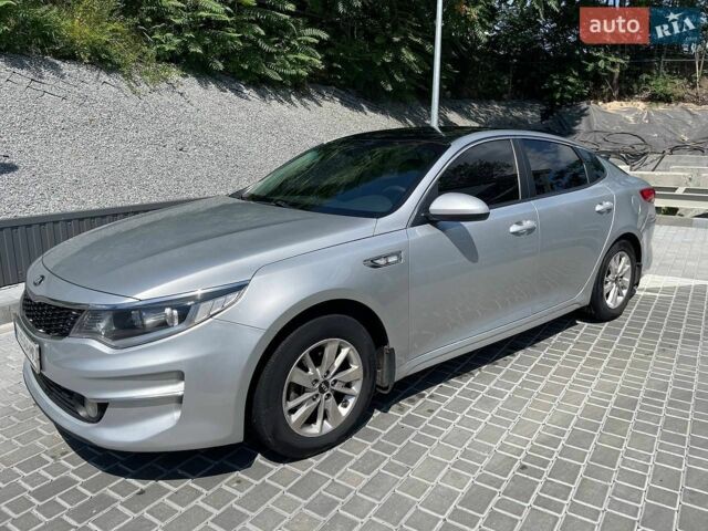 Сірий Кіа K5, об'ємом двигуна 2 л та пробігом 193 тис. км за 10300 $, фото 1 на Automoto.ua