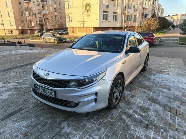 Сірий Кіа K5, об'ємом двигуна 2 л та пробігом 366 тис. км за 9500 $, фото 1 на Automoto.ua