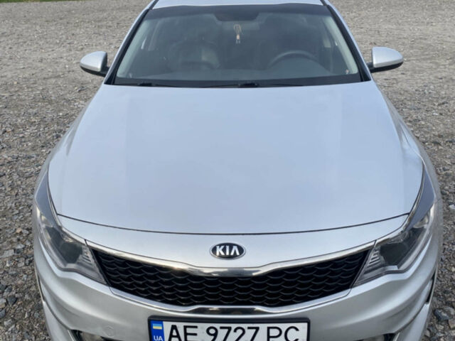 Сірий Кіа K5, об'ємом двигуна 2 л та пробігом 142 тис. км за 9800 $, фото 1 на Automoto.ua