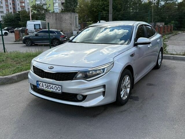 Сірий Кіа K5, об'ємом двигуна 2 л та пробігом 351 тис. км за 12000 $, фото 1 на Automoto.ua
