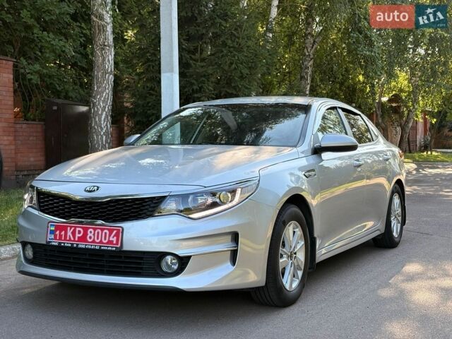 Сірий Кіа K5, об'ємом двигуна 2 л та пробігом 320 тис. км за 11900 $, фото 1 на Automoto.ua