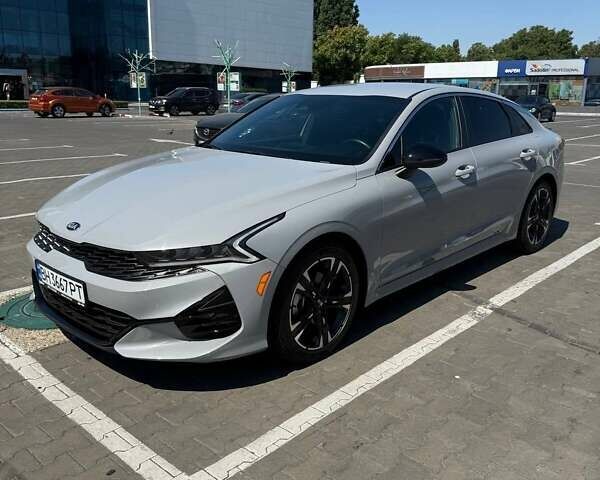 Серый Киа K5, объемом двигателя 1.6 л и пробегом 18 тыс. км за 24500 $, фото 1 на Automoto.ua