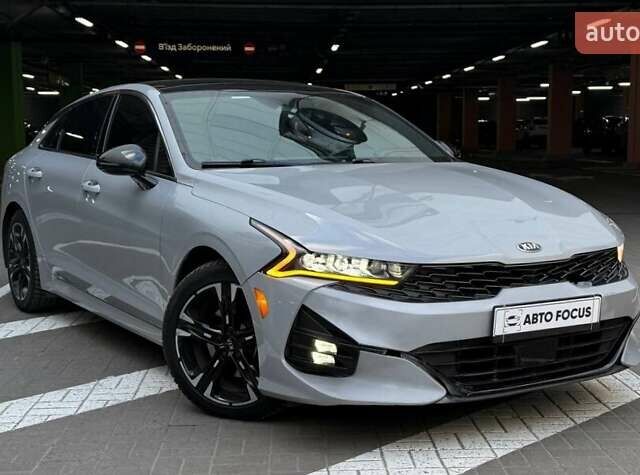 Серый Киа K5, объемом двигателя 1.59 л и пробегом 58 тыс. км за 19990 $, фото 1 на Automoto.ua