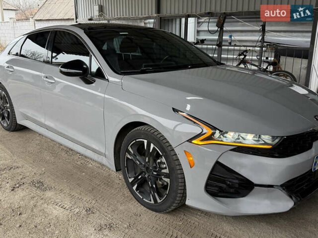 Серый Киа K5, объемом двигателя 1.6 л и пробегом 55 тыс. км за 25000 $, фото 1 на Automoto.ua