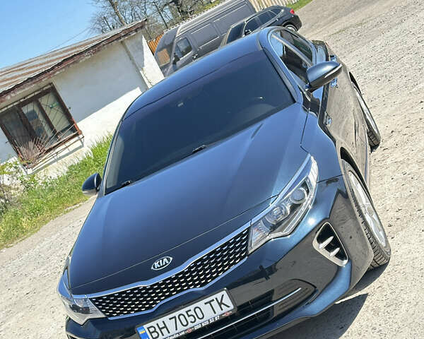 Синий Киа K5, объемом двигателя 1.69 л и пробегом 179 тыс. км за 13500 $, фото 1 на Automoto.ua