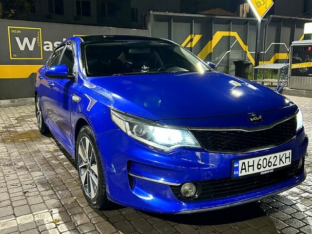 Синий Киа K5, объемом двигателя 2 л и пробегом 308 тыс. км за 9000 $, фото 1 на Automoto.ua
