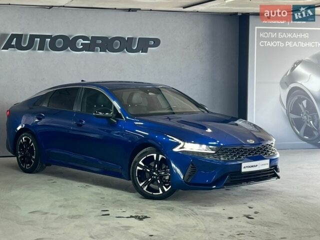 Синий Киа K5, объемом двигателя 1.6 л и пробегом 129 тыс. км за 18999 $, фото 1 на Automoto.ua