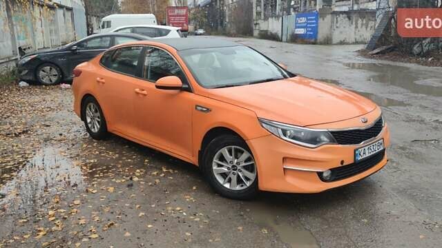 Помаранчевий Кіа K5, об'ємом двигуна 2 л та пробігом 495 тис. км за 9800 $, фото 1 на Automoto.ua