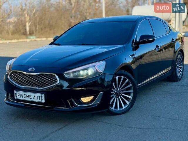 Чорний Кіа K7, об'ємом двигуна 3 л та пробігом 167 тис. км за 9499 $, фото 1 на Automoto.ua