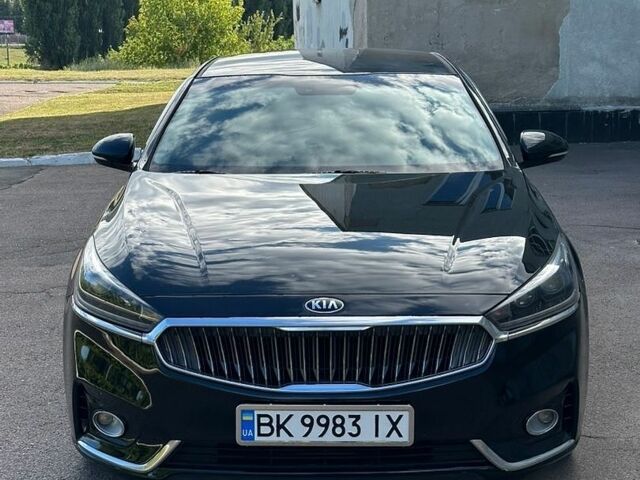 Чорний Кіа K7, об'ємом двигуна 3 л та пробігом 271 тис. км за 12000 $, фото 1 на Automoto.ua