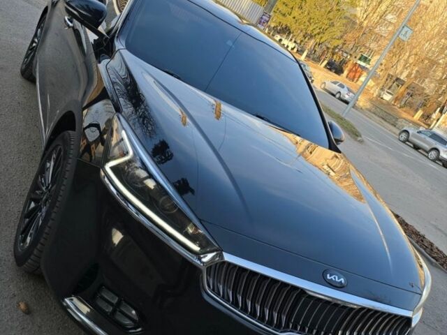 Чорний Кіа K7, об'ємом двигуна 3 л та пробігом 146 тис. км за 16000 $, фото 1 на Automoto.ua