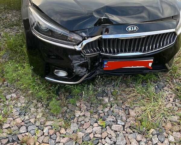 Черный Киа K7, объемом двигателя 3 л и пробегом 114 тыс. км за 9000 $, фото 1 на Automoto.ua