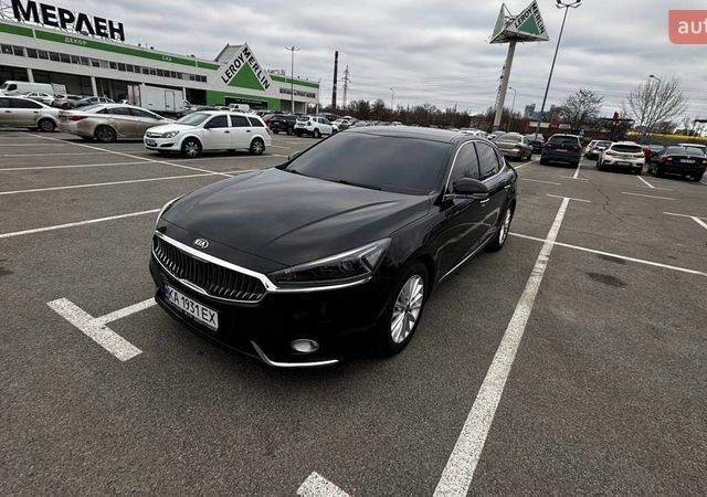 Чорний Кіа K7, об'ємом двигуна 3 л та пробігом 312 тис. км за 14900 $, фото 1 на Automoto.ua