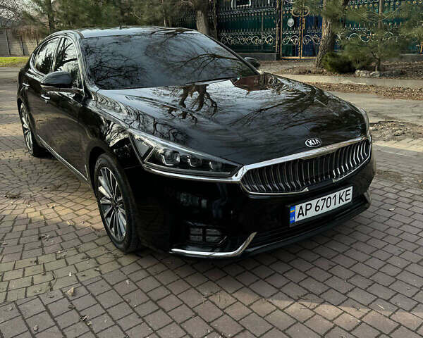 Черный Киа K7, объемом двигателя 2.2 л и пробегом 180 тыс. км за 23500 $, фото 1 на Automoto.ua