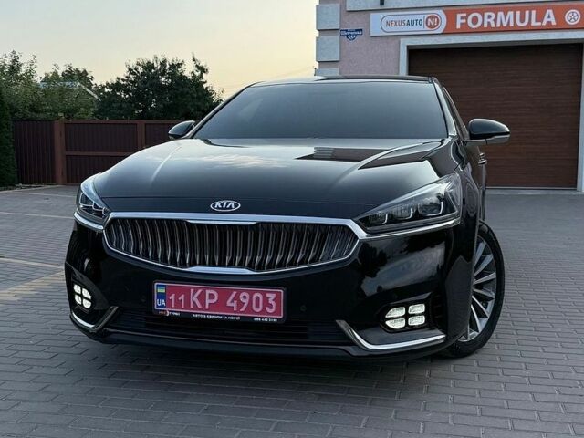 Черный Киа K7, объемом двигателя 2.2 л и пробегом 147 тыс. км за 17999 $, фото 1 на Automoto.ua