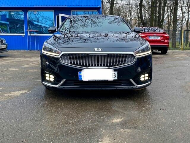Черный Киа K7, объемом двигателя 2.2 л и пробегом 150 тыс. км за 19000 $, фото 1 на Automoto.ua