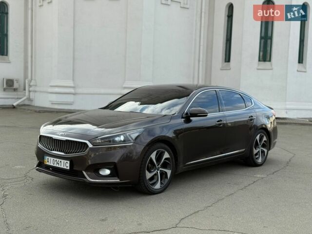 Коричневий Кіа K7, об'ємом двигуна 3 л та пробігом 289 тис. км за 9999 $, фото 1 на Automoto.ua
