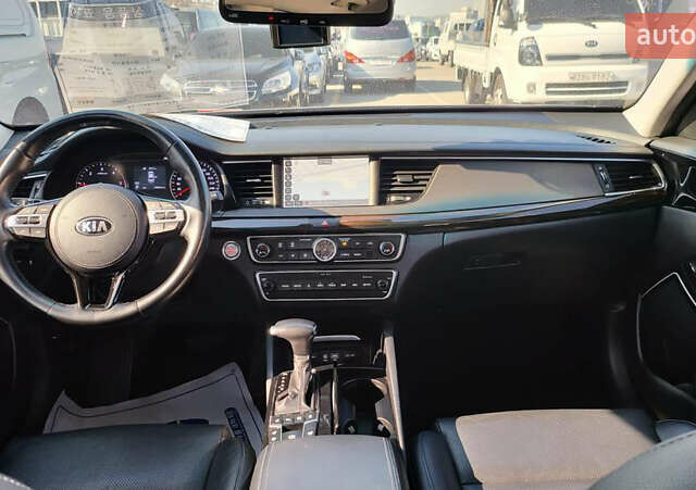 Киа K7, объемом двигателя 2.2 л и пробегом 156 тыс. км за 22000 $, фото 1 на Automoto.ua
