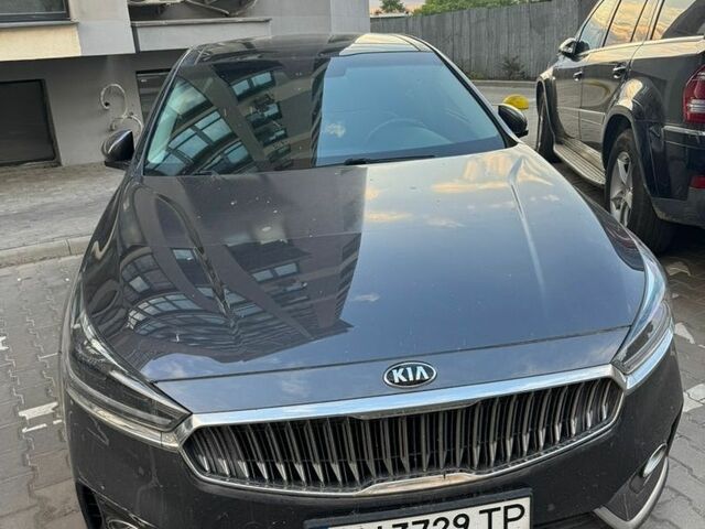 Серый Киа K7, объемом двигателя 3 л и пробегом 151 тыс. км за 17000 $, фото 1 на Automoto.ua