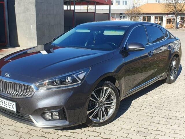Сірий Кіа K7, об'ємом двигуна 3 л та пробігом 250 тис. км за 18990 $, фото 1 на Automoto.ua